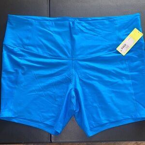 #A949- NWT Target Brand All in motion Women’s High-Waist Bike Shorts -3X